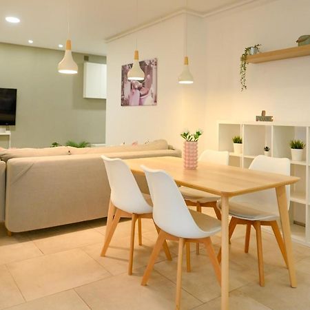 Splendid 2Br Apartment With Breathtaking Views Of Casa Poporului Bukarest Exteriör bild