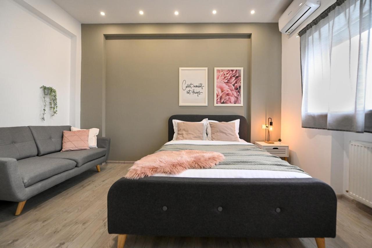 Splendid 2Br Apartment With Breathtaking Views Of Casa Poporului Bukarest Exteriör bild